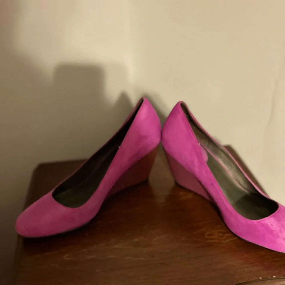 Cole Haan Suede Grape Purple  wedge Heel 8.5